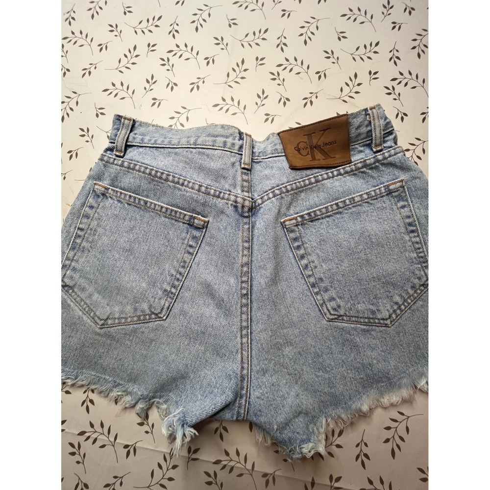 VTG 90s Calvin Klein High Waisted Denim Shorts Light Wash Fray Hem size 9 30"